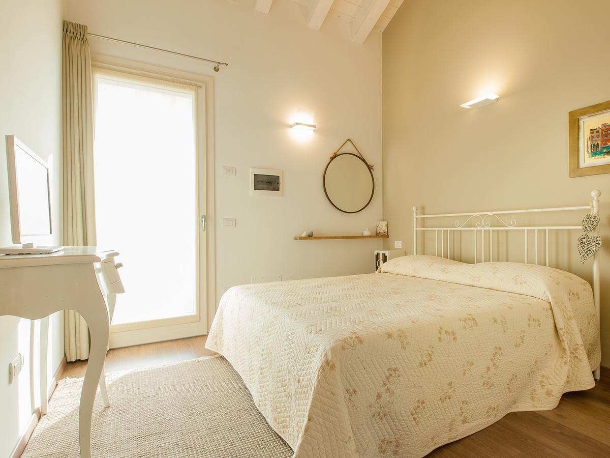 B&B Ca Dea Calle Vallà Екстериор снимка